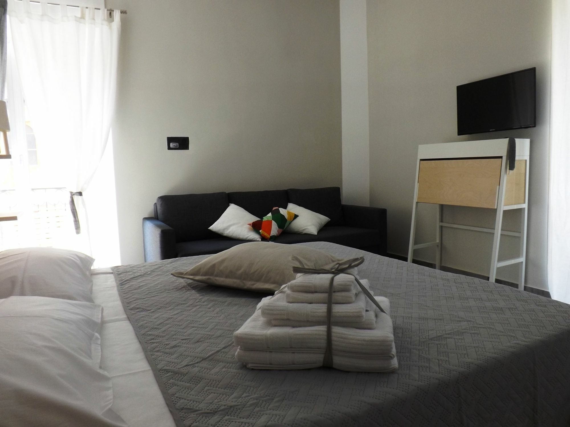 Domus Alma Bed and Breakfast Napoli Eksteriør billede