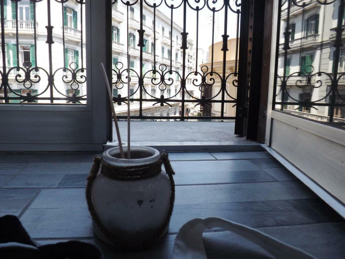Domus Alma Bed and Breakfast Napoli Eksteriør billede