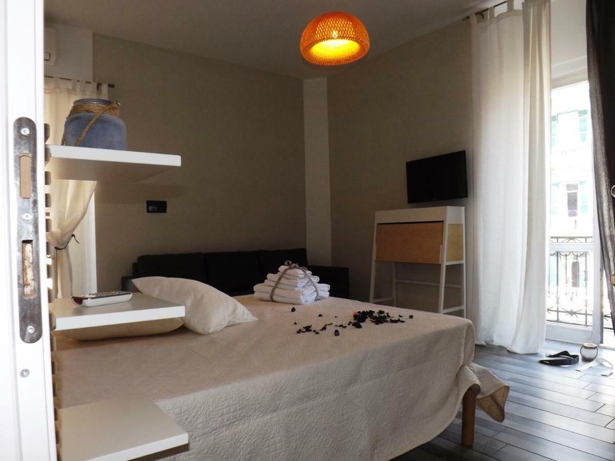 Domus Alma Bed and Breakfast Napoli Eksteriør billede